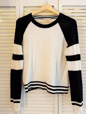 FahertyThrowback Crewneck - Lake Mist